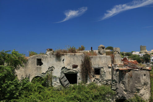 Ancient Mediterranean house in a state of degradation on the isl - MyVideoimage.com