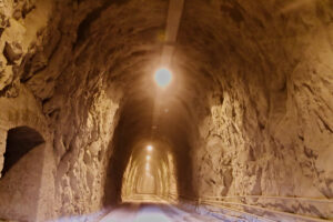 Ancient tunnel in Carrara quarries. Apuan Alps, Carrara, Tuscany, Italy. Tunnel in the Carrara mountains. - MyVideoimage.com | Foto stock & Video footage