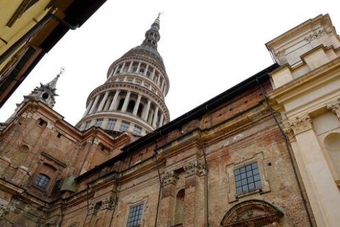 Antonelli dome. Dome and basilica of San Gaudenzio. Stock photos. - MyVideoimage.com | Foto stock & Video footage