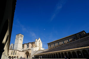 Assisi, chiesa di San Francesco. Church of San Francesco in Assisi. The basilica built in Gothic style consists of a lower and an upper church. - MyVideoimage.com | Foto stock & Video footage