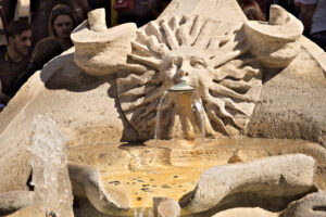 Barcaccia Rome. Barcaccia Fountain in Piazza di Spagna in Rome. - MyVideoimage.com | Foto stock & Video footage