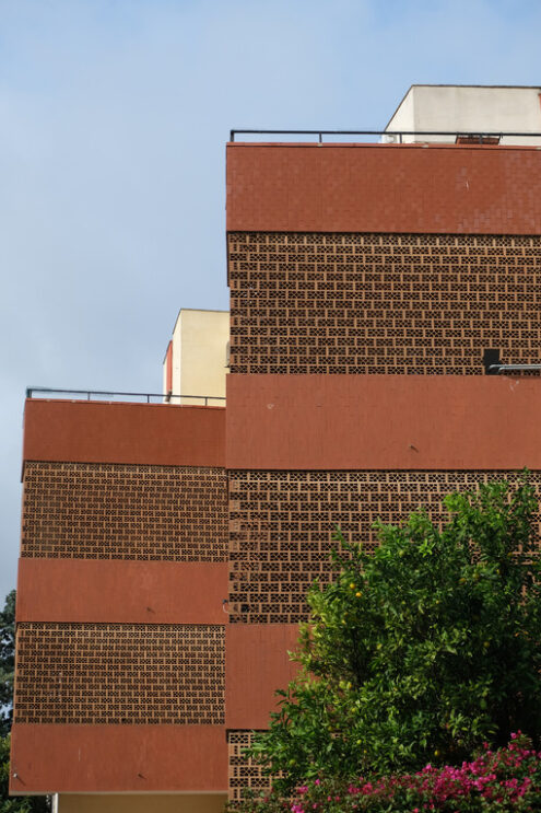 Brick sunscreen. Red brick sunscreen. Stock photos. - MyVideoimage.com | Foto stock & Video footage