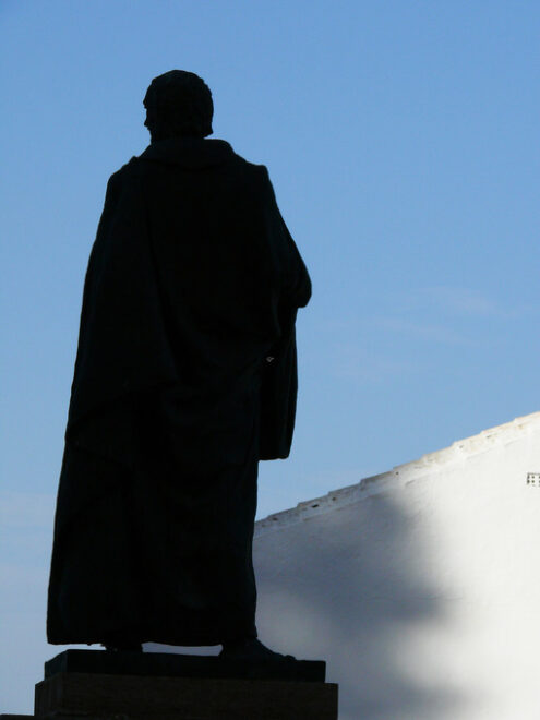 Pedro Espinosa. Bronze statue of Pedro Espinosa (Silhouette)