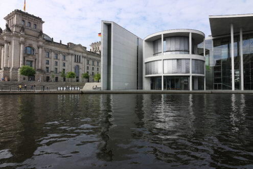 Bundestag. Berlin, Germany, 13 June 2018. The Bundestag with new offices ov - MyVideoimage.com | Foto stock & Video footage