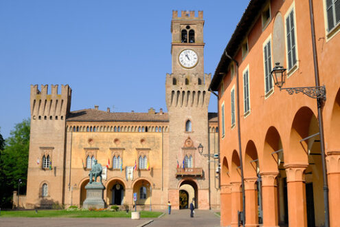 Busseto square and porch. Palazzo Rocca Pallavicino, seat of the municipality of Busseto (Parma). Stock photos. - MyVideoimage.com | Foto stock & Video footage