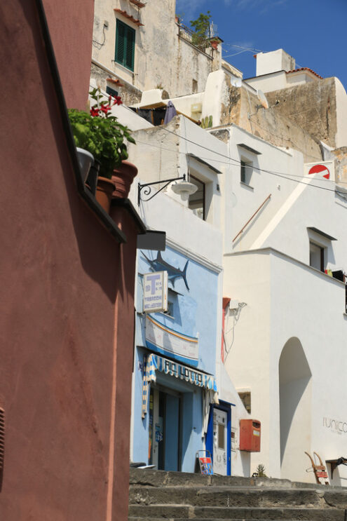 Case di pescatori. Village of Marina Corricella, Procida Island, Mediterranean Sea, - MyVideoimage.com | Foto stock & Video footage