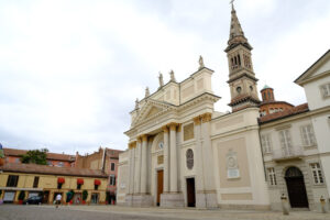 Cattedrale di Alessandria. Cathedral of the Piedmontese city of Alessandria. Foto stock royalty free. - MyVideoimage.com | Foto stock & Video footage