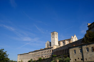 Church of San Francesco in Assisi. The basilica built in Gothic style consists of a lower and an upper church. - MyVideoimage.com