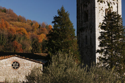 Chiesa in marmo bianco. Church of Santa Maria Assunta, Diecimo, Lucca, Tuscany, Italy.