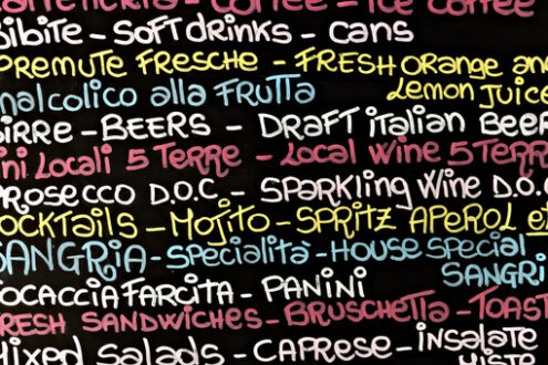 Cocktail menu. Corniglia, Cinque Terre. Blackboard with cocktail menu - MyVideoimage.com | Foto stock & Video footage