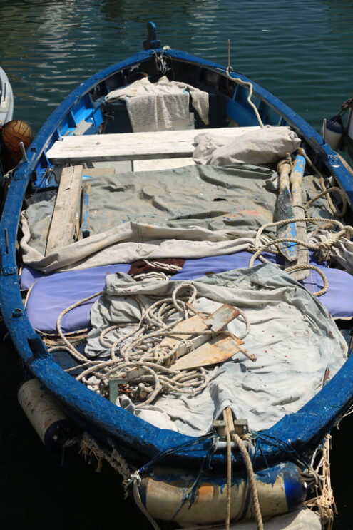 Corricella port. Boats anchored in the port of Corricella on the Island of Procid - MyVideoimage.com | Foto stock & Video footage