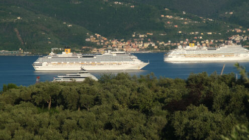 Costa cruises Costa Fascinosa and Costa Diadema cruise ships in the port of La Spezia. Stock photos. - MyVideoimage.com | Foto stock & Video footage