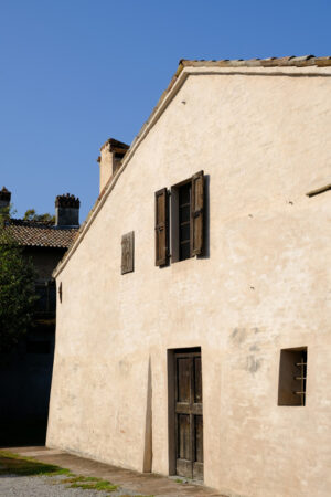 Country house. Facade with windows of Giuseppe Verdi’s country house. Stock photos. - MyVideoimage.com | Foto stock & Video footage