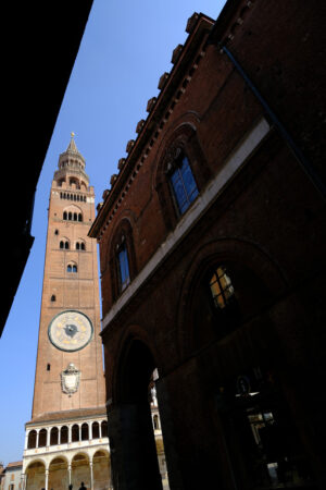 Cremona tower. Tower symbol of Cremona. Stock photos. - MyVideoimage.com | Foto stock & Video footage