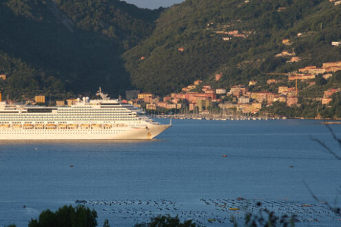 Cruise ship Costa Fascinosa sails in the Gulf of La Spezia. - MyVideoimage.com | Foto stock & Video footage