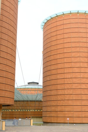 Cylinder building. Cylindrical buildings with brick facade. Stock photos. - MyVideoimage.com | Foto stock & Video footage