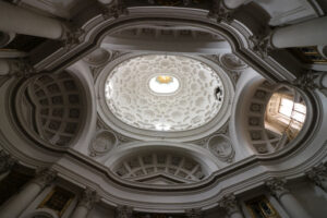 Dome of the baroque church of San Carlino at the four fountains. Designed by Francesco Borromini. Photo stock - LEphotoart.com