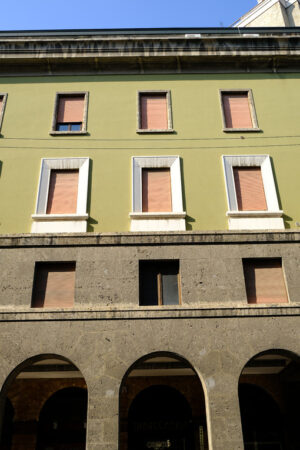 Fascist house. Fascist style building facade with arches. Stock photos. - MyVideoimage.com | Foto stock & Video footage