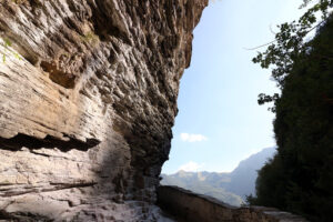 Garfagnana, Apuan Alps, Lucca, Tuscany. Italy. 08/28/2016. Hermitage of San Viviano - MyVideoimage.com | Foto stock & Video footage