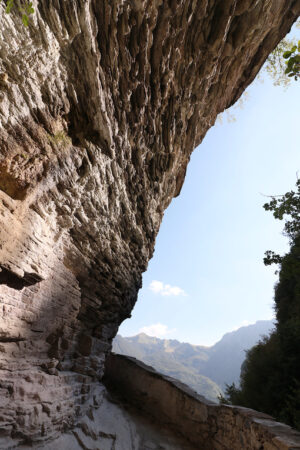 Garfagnana, Apuan Alps, Lucca, Tuscany. Italy. Hermitage of San Viviano - MyVideoimage.com | Foto stock & Video footage