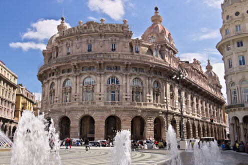 Genoa. Fountain of Piazza de Ferrari. - MyVideoimage.com | Foto stock & Video footage