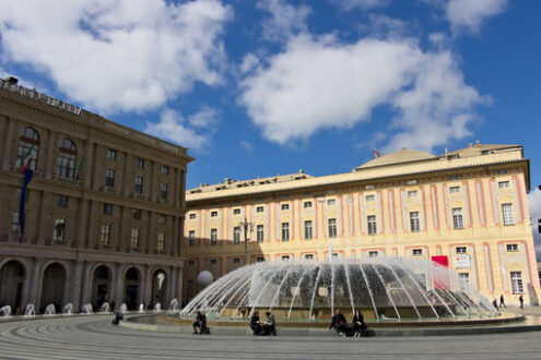 Genoa. Fountain of Piazza de Ferrari. - MyVideoimage.com | Foto stock & Video footage