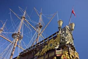 Genoa. Neptune galleon anchored in the port. - MyVideoimage.com | Foto stock & Video footage