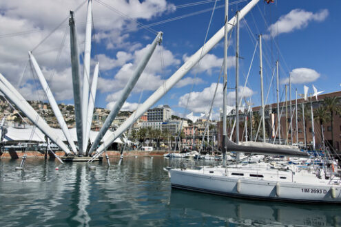 Genoa. The BIGO, panoramic lift. - MyVideoimage.com | Foto stock & Video footage