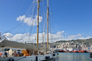 Genoa. sailboat moored in port - MyVideoimage.com | Foto stock & Video footage