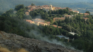 Geothermal field. Volcanic fumaroles in the geothermal field in the town of Monterotondo M. Geothermal energy in Tuscany on the metalliferous hills near Larderello. - MyVideoimage.com | Foto stock & Video footage