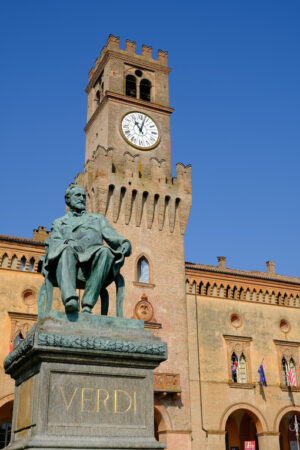 Giuseppe Verdi monument in Busseto. Monument to the Italian composer Giuseppe Verdi. Stock photos. - MyVideoimage.com | Foto stock & Video footage