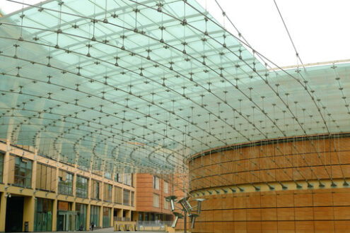 Glass roof of modern square. - MyVideoimage.com | Foto stock & Video footage