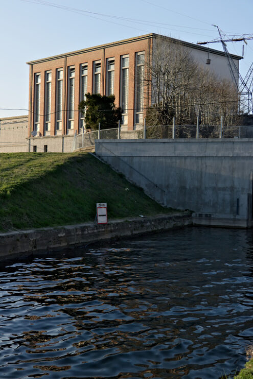 Hydroelectric power station located along the Naviglio Grande - MyVideoimage.com