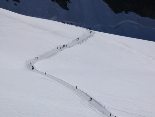 Jungfrau, Switzerland. People on snow trails. Foto Svizzera. Switzerland photo