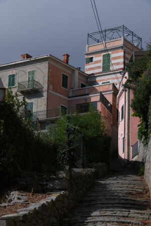 Ligurian houses. Typical Ligurian architecture houses in the town of Campiglia, near the Cinque Terre, La Spezia. - MyVideoimage.com | Foto stock & Video footage