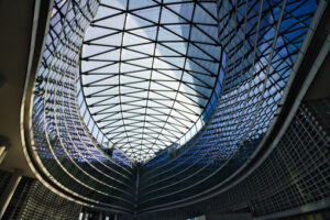 Lombardia Palace, Milan. Building headquarters of the Lombardy Region built with glass facade. - MyVideoimage.com | Foto stock & Video footage