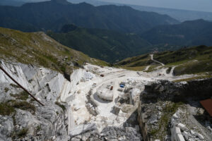 Marble quarry. White marble quarries on Monte Corchia. Stock photos. - MyVideoimage.com | Foto stock & Video footage