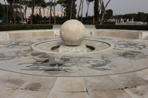 Marble sphere. Fountain with sphere in white Carrara marble at the Olympic stadium in Rome. - MyVideoimage.com | Foto stock & Video footage