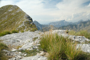 Monte Corchia, Alpi Apuane. Mountain ridge in Alta Versilia, Monte Corchia. Foto stock royalty free. - MyVideoimage.com | Foto stock & Video footage