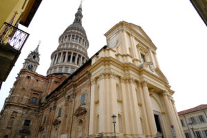 Novara Cathedral. Dome and basilica of San Gaudenzio. Stock photos. - MyVideoimage.com | Foto stock & Video footage