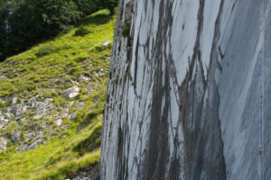 Old marble wall Marble wall in an old quarry near Carrara. Stock photos. - MyVideoimage.com | Foto stock & Video footage