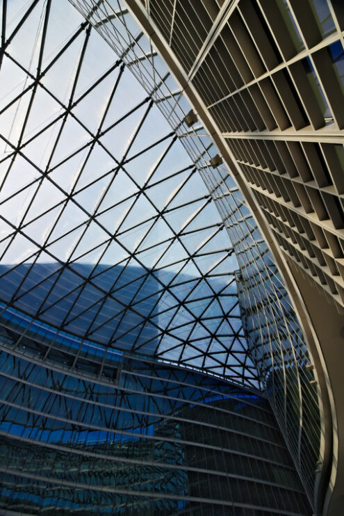 Palazzo regione Lombardia. Building headquarters of the Lombardy Region built with glass facade. - MyVideoimage.com | Foto stock & Video footage