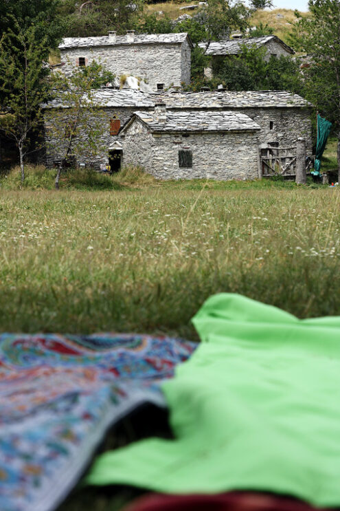 Picnick in Tuscany. Garfagnana, Campocatino, Apuan Alps, Lucca, Tuscany. Italy. - MyVideoimage.com | Foto stock & Video footage