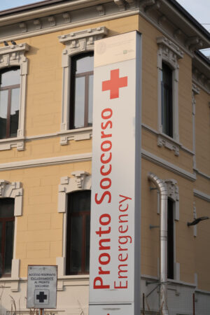 Pronto soccorso Milano. First aid sign of the Maggiore hospital, Milan hospital. - MyVideoimage.com | Foto stock & Video footage