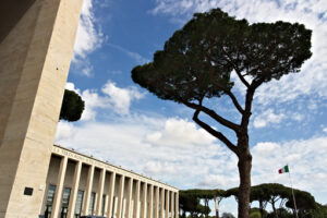 Razionalist building in the Eur district of Rome in an Italian rationalist style. - MyVideoimage.com | Foto stock & Video footage