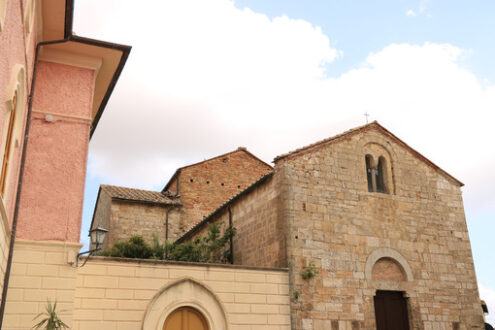 Romanesque church of Magliano in Toscana, Maremma. Stone facade - MyVideoimage.com