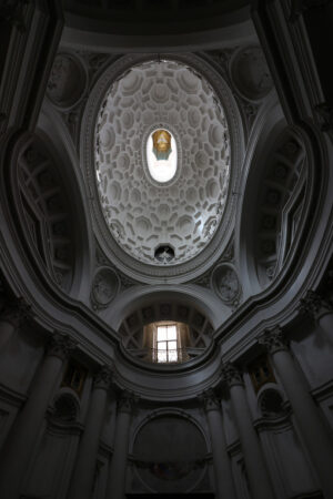 San Carlino, Roma. Cupola della chiesa barocca di San Carlino alle Quattro Fontane.  Francesco Borromini. - MyVideoimage.com | Foto stock & Video footage