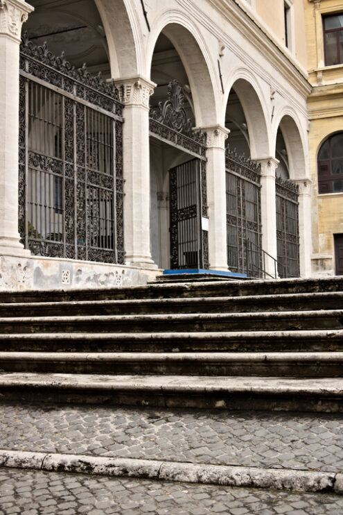 San Pietro in Vincoli. Rome. Ancient basilica. - MyVideoimage.com | Foto stock & Video footage