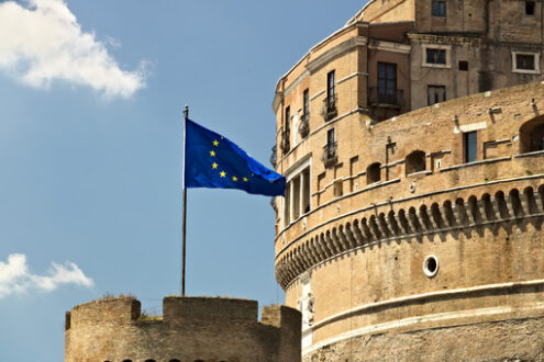 Sant’Angelo Roma. Castello. Castel Sant’Angelo with the European flag. Stock Photo royalty free. Roma foto. - MyVideoimage.com | Foto stock & Video footage