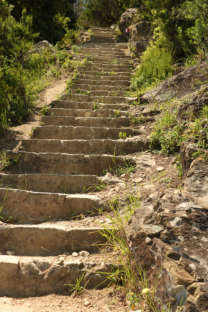 Scalinata sul mare. Stairway of a path to the Cinque Terre, between Monterosso and Levanto. - MyVideoimage.com | Foto stock & Video footage